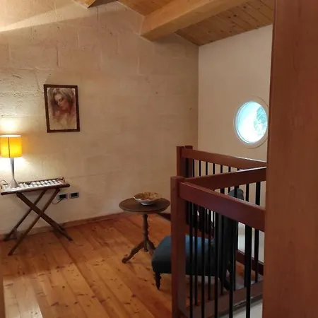 L'eremo Guest house